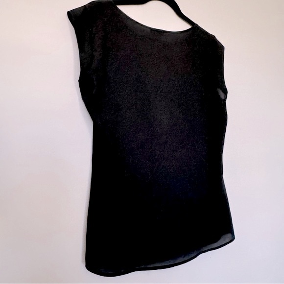 Express Shirt 👚 - Picture 6 of 8